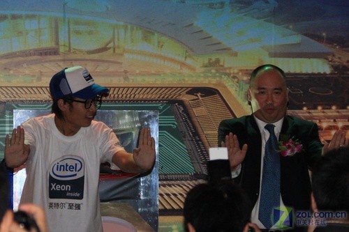 英特尔至强7400服务器平台发布会现场 