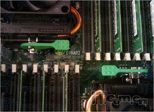 服务器专用 AMD十二核平台主板曝光