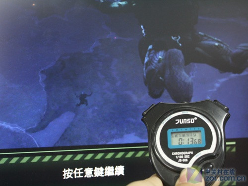 4000元 IntelSATA3固态硬盘拆解测试