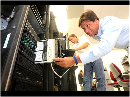 避实就虚？历数服务器虚拟化关键步骤 