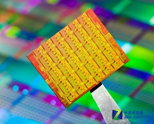 芯革命新未来 英特尔开启MIC众核时代